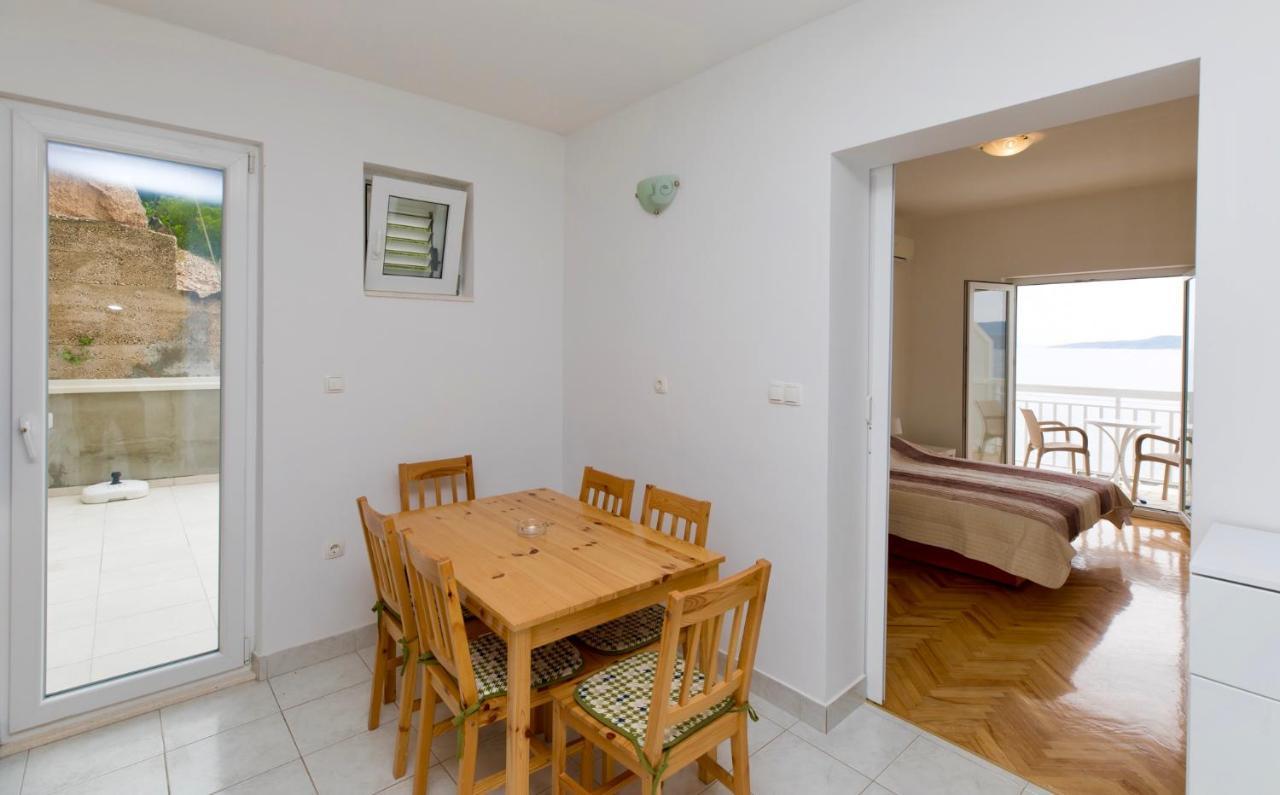 Apartments And Rooms Spiro Mimice Esterno foto
