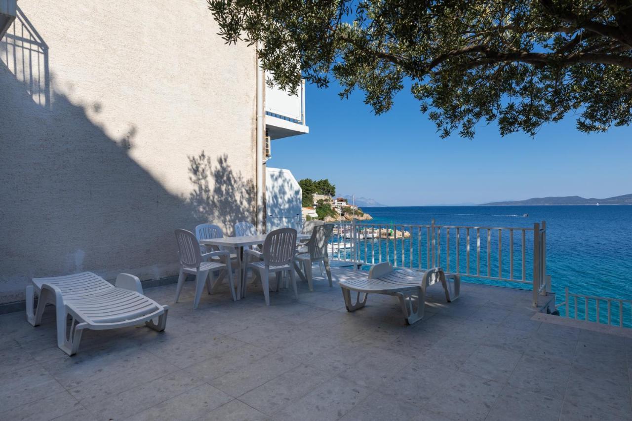 Apartments And Rooms Spiro Mimice Esterno foto