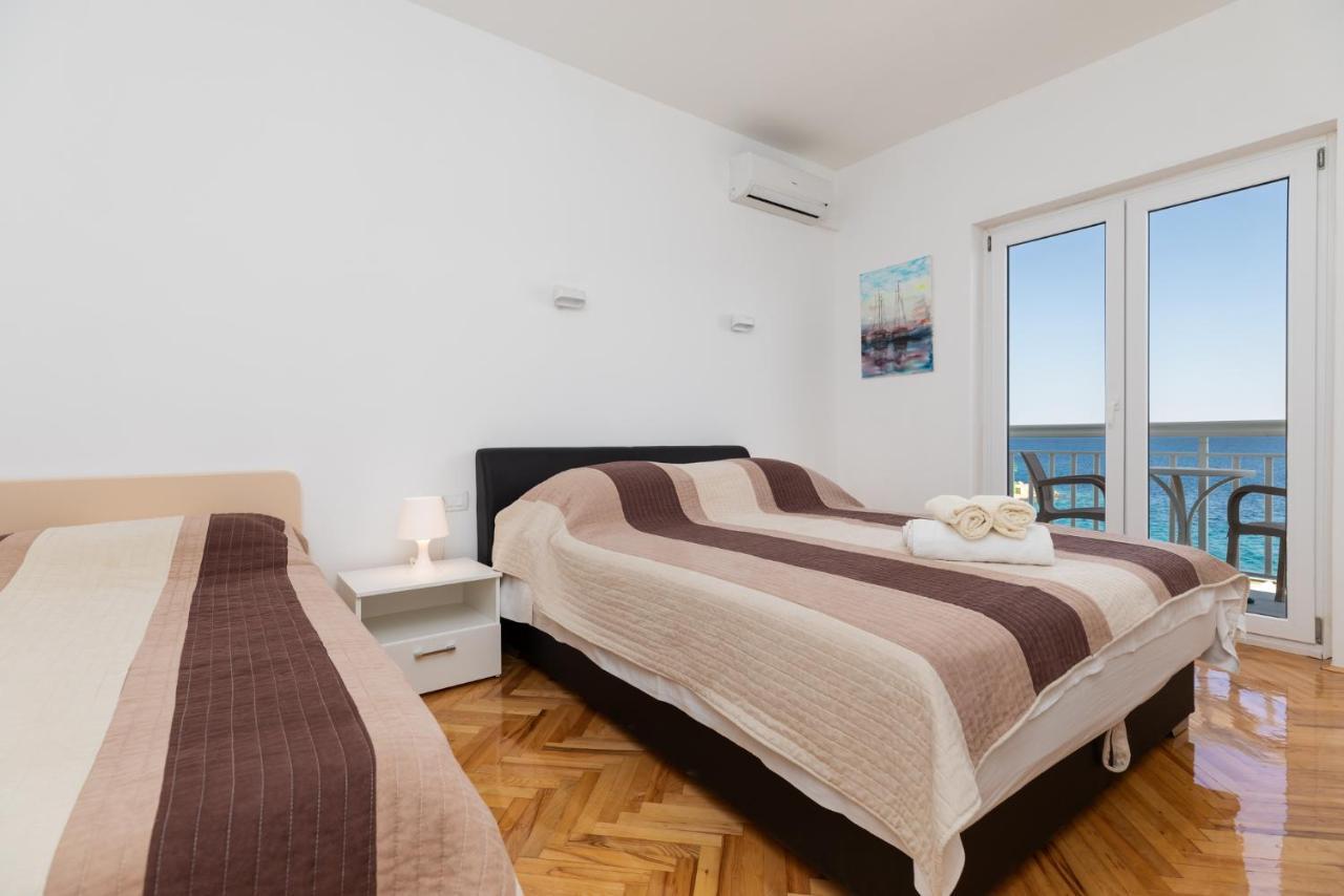 Apartments And Rooms Spiro Mimice Esterno foto